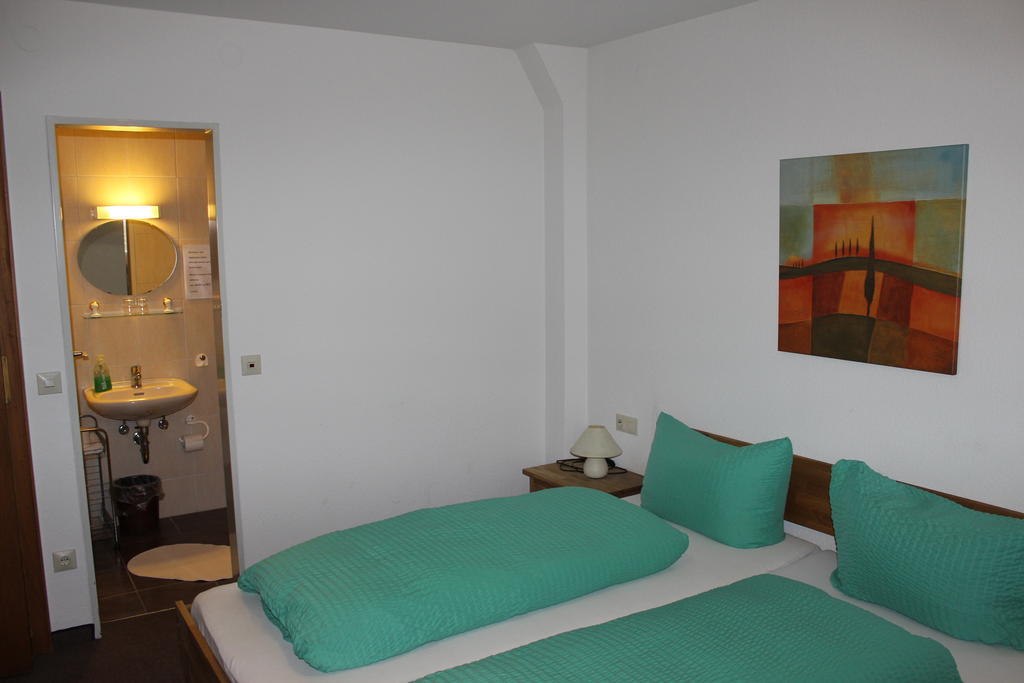 Hotel-Zahringerstube Neuenburg am Rhein Phòng bức ảnh