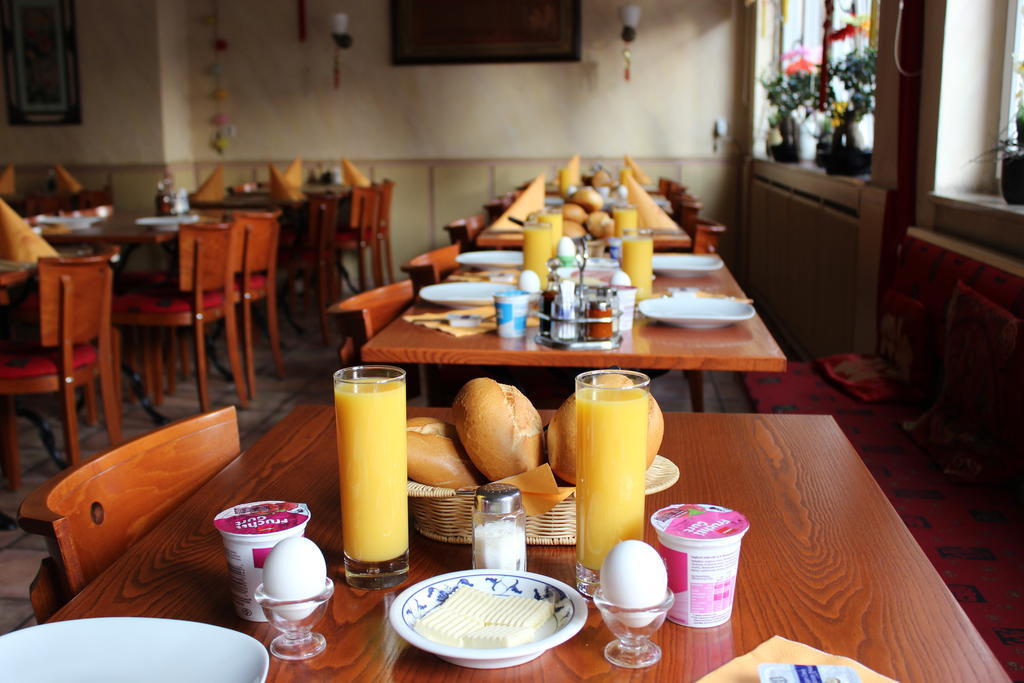 Hotel-Zahringerstube Neuenburg am Rhein Ngoại thất bức ảnh